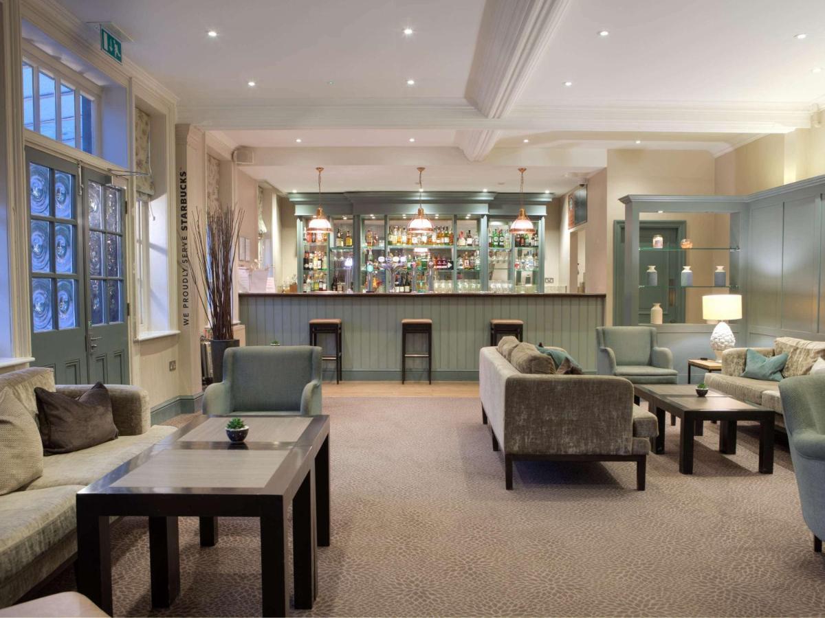 Mercure Box Hill Burford Bridge Hotel Dorking Esterno foto